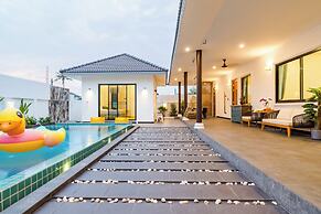 Full moon Bay hua hin Cha-am