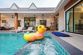 Full moon Bay hua hin Cha-am