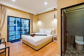 Full moon Bay hua hin Cha-am