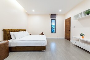 Full moon Bay hua hin Cha-am