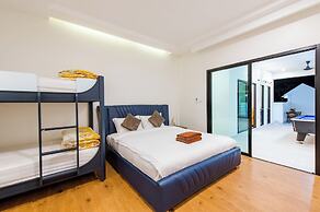 Full moon Bay hua hin Cha-am