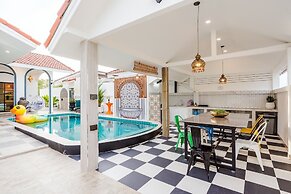 Full moon Bay hua hin Cha-am