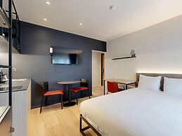 Nonanteneuf Genève Plainpalais