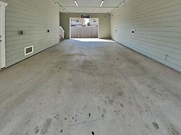 Es405- Port A's Flip Flops & Pop Tops