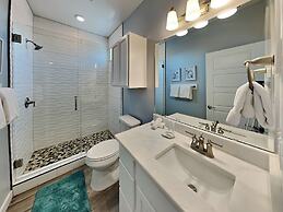 Es405- Port A's Flip Flops & Pop Tops