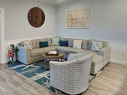 Es405- Port A's Flip Flops & Pop Tops