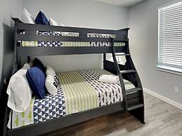 Es405- Port A's Flip Flops & Pop Tops