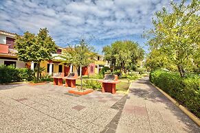 Residence with swimming pool in Ottiolu