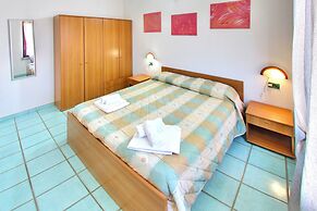 Residence with swimming pool in Ottiolu