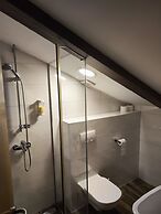 Tim Rooms