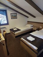 Tim Rooms