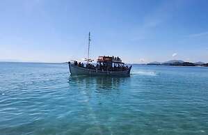 Alexandros 1 by Frangki