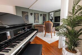 Valentina Residence by GuimaGold