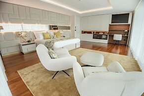 Valentina Residence by GuimaGold