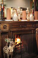 The Gateway Hotel