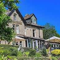 The Gateway Hotel