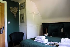 The Gateway Hotel