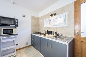 Cozy Mountain Cabins 5 min from Downtown SMA-CM by Apartments Bariloch