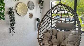 Boho Chic: 3BR Home With Pool