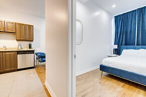 Boulevard Suites - M11