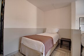 Hotel Punto 79