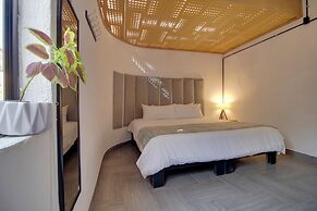 Hotel Punto 79