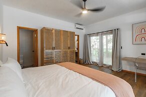 S Boutique Hotel