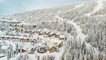 Fresh Tracks Retreat Ski In Out Hot Tub