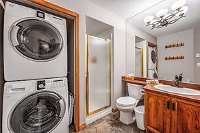 Fresh Tracks Retreat Ski In Out Hot Tub