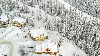Fresh Tracks Retreat Ski In Out Hot Tub