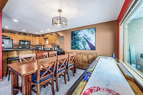 Fresh Tracks Retreat Ski In Out Hot Tub