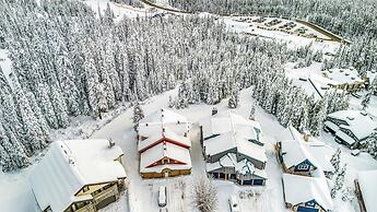 Fresh Tracks Retreat Ski In Out Hot Tub