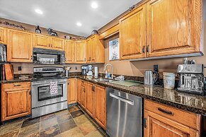 Fresh Tracks Retreat Ski In Out Hot Tub