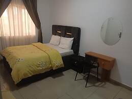 Mega Pavilion Apartment