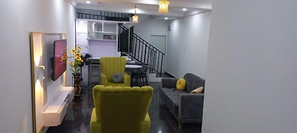 Mega Pavilion Apartment