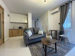 Lavish Apartment