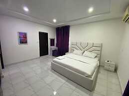 Lavish Apartment