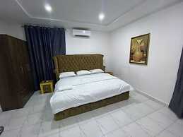 Lavish Apartment