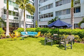 Barsala At The Wayland Apartments