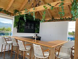 Sun on the bay beach hotel