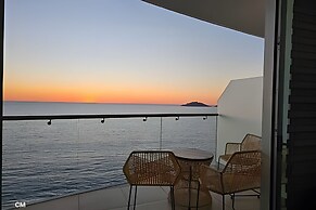 Sunset View Frent al Mar