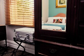 Australian Heritage Hotel