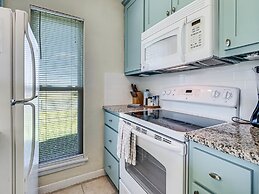 Bayfront Shores Rryc47 2 Bedroom Condo