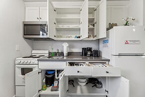 Rainier Guesthouse 3 Bedroom Duplex