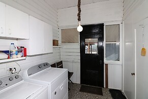 Vintage Parlor 2 Bedroom Home