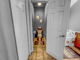 Paradise Hills Oasis 4 Bedroom Home