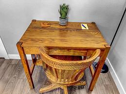 Paradise Hills Oasis 4 Bedroom Home