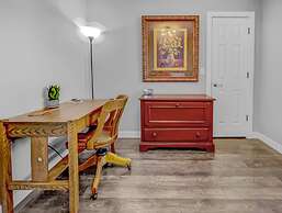 Paradise Hills Oasis 4 Bedroom Home