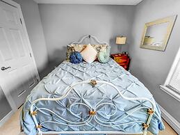 Paradise Hills Oasis 4 Bedroom Home