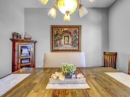 Paradise Hills Oasis 4 Bedroom Home